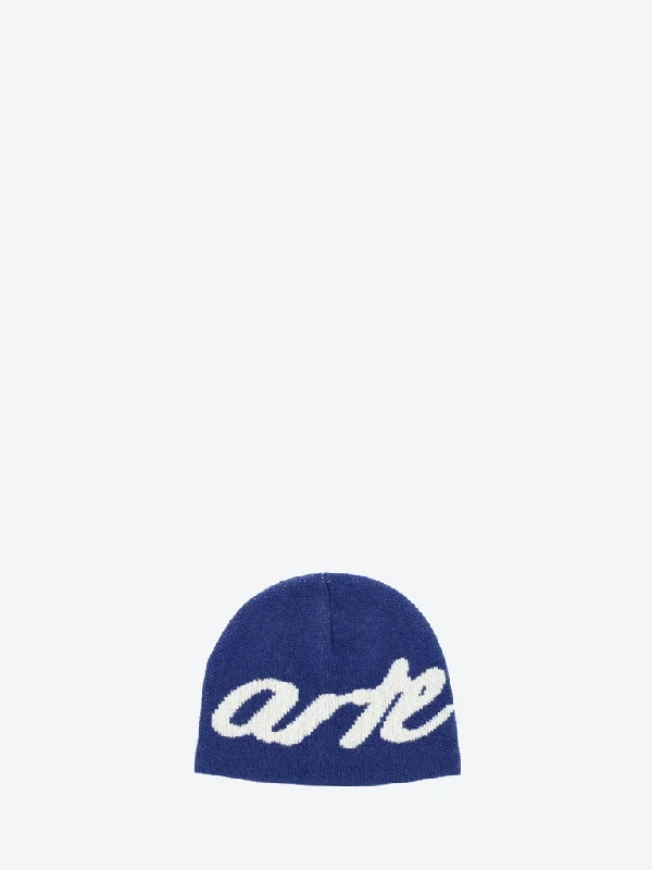 Big logo beanie